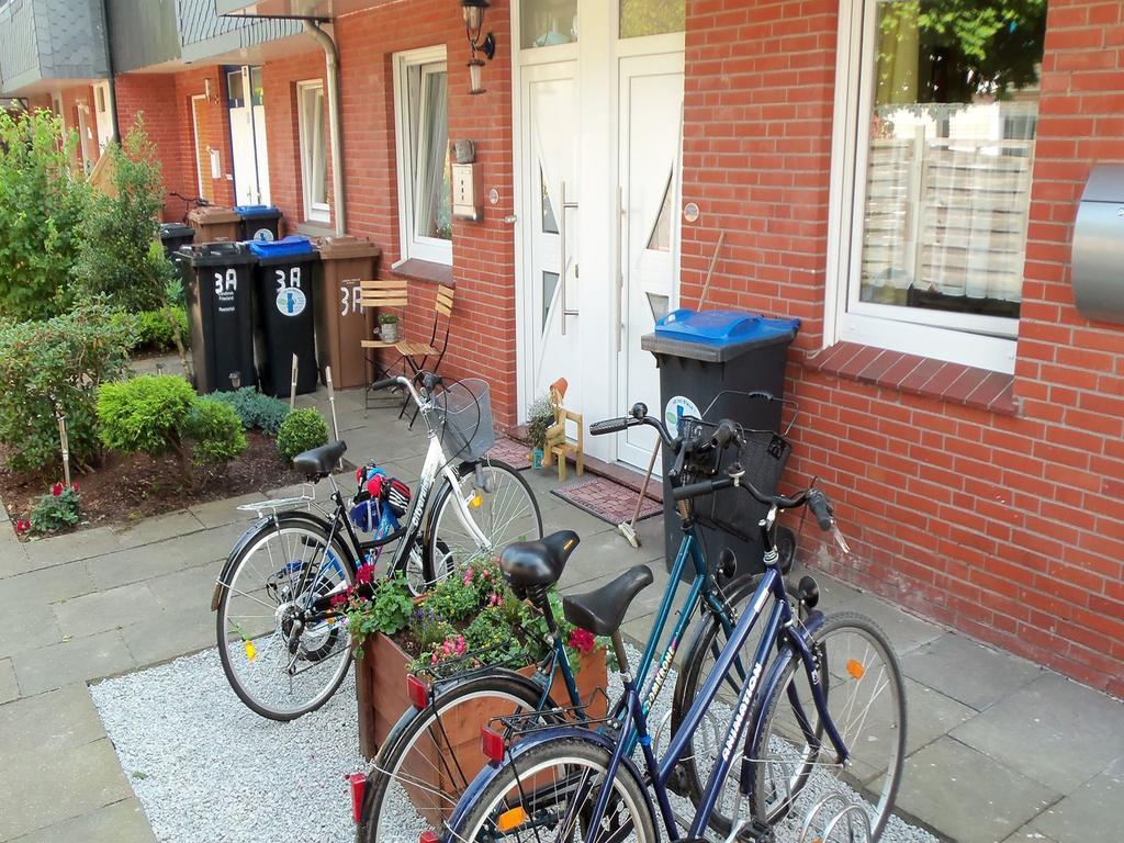 Ferienwohnung Kapitein Hooksiel Buitenkant foto