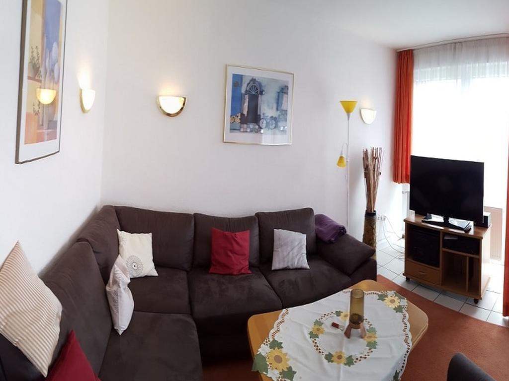 Ferienwohnung Kapitein Hooksiel Buitenkant foto